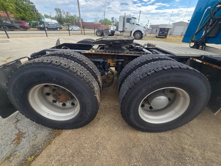 2020-peterbilt-579-image-80