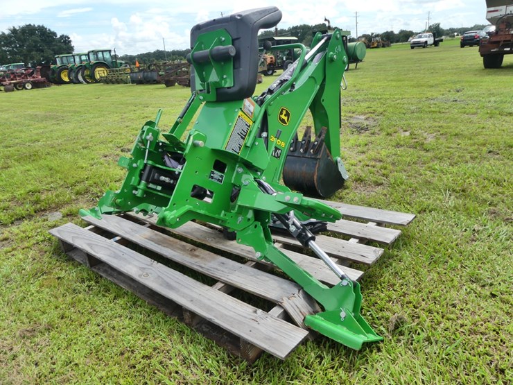 john-deere-260b-backhoe-attachment-image-3