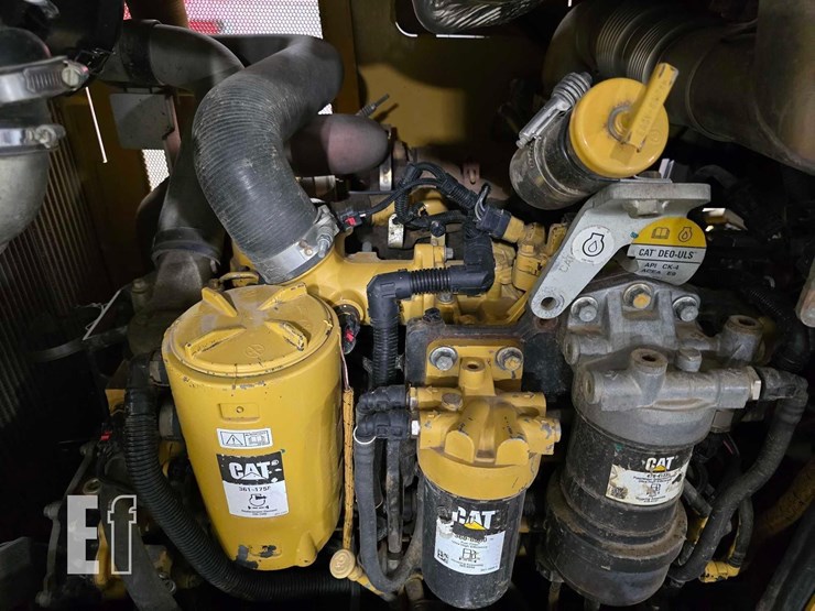 2019-caterpillar-d6k2-lgp-image-37