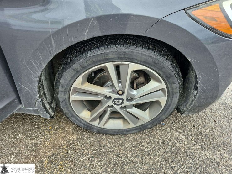 2017-hyundai-elantra-gl-4dr-sedan-image-28