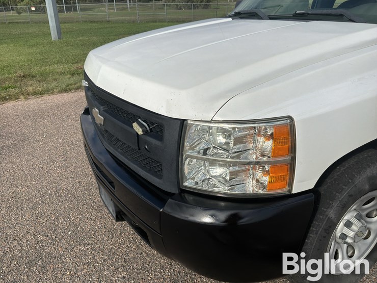 2009-chevrolet-silverado-1500-image-11