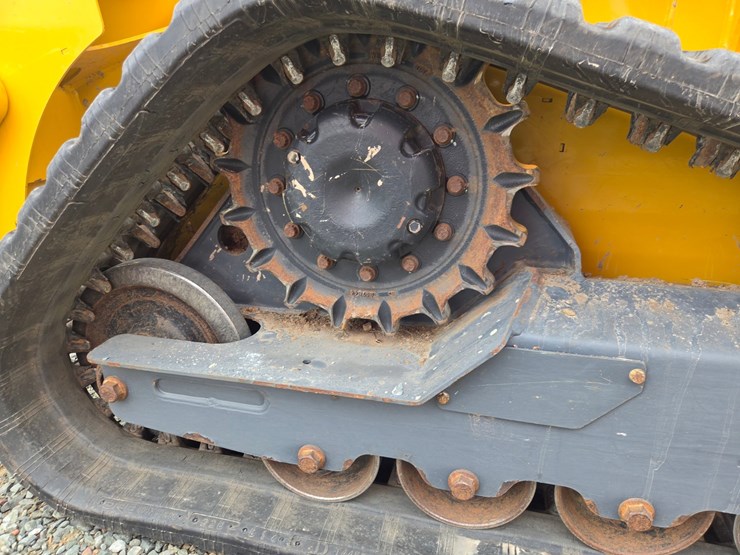 deere-317g-image-47