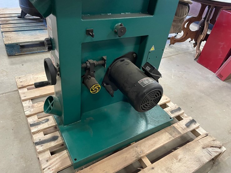 #4645-•-grizzly-g0640x-bandsaw-image-17