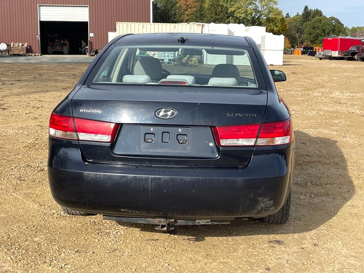 #203-•-2008-hyundai-sonata-(has-wi-title)-image-6