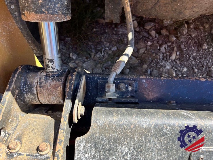 caterpillar-299d3-xe-image-26