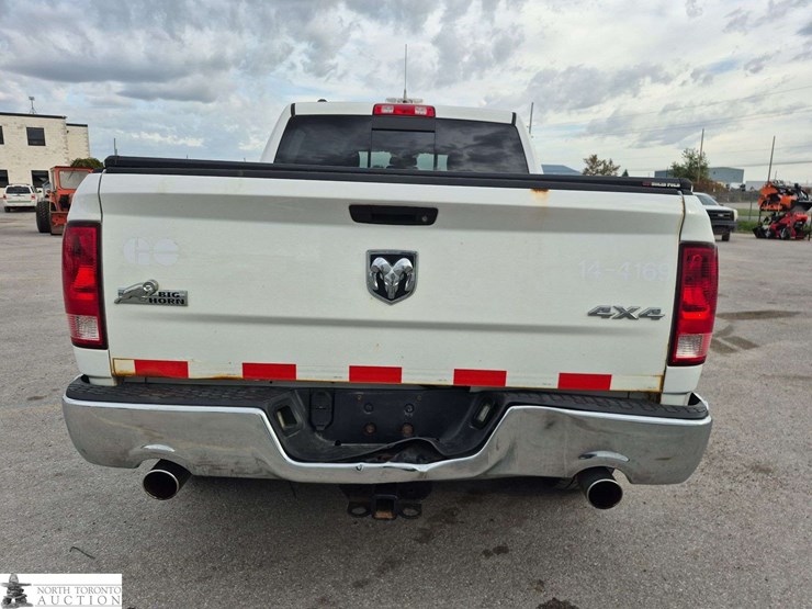 2014-dodge-1500-image-6