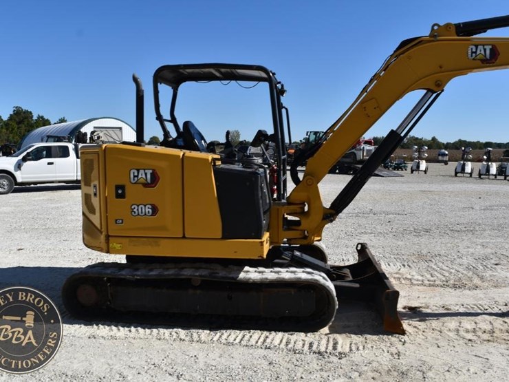 2021-caterpillar-306cr-image-10