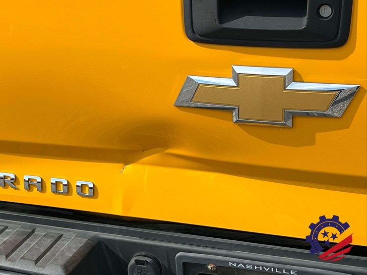 2017-chevrolet-silverado-1500-image-25