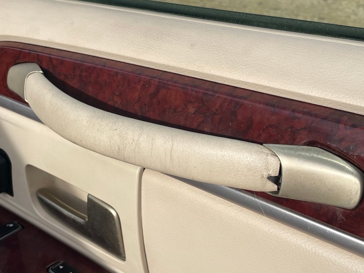 #201-•-2005-lincoln-town-car-(has-wi-title)-image-70