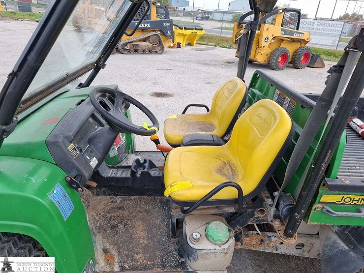 john-deere-gator-image-10