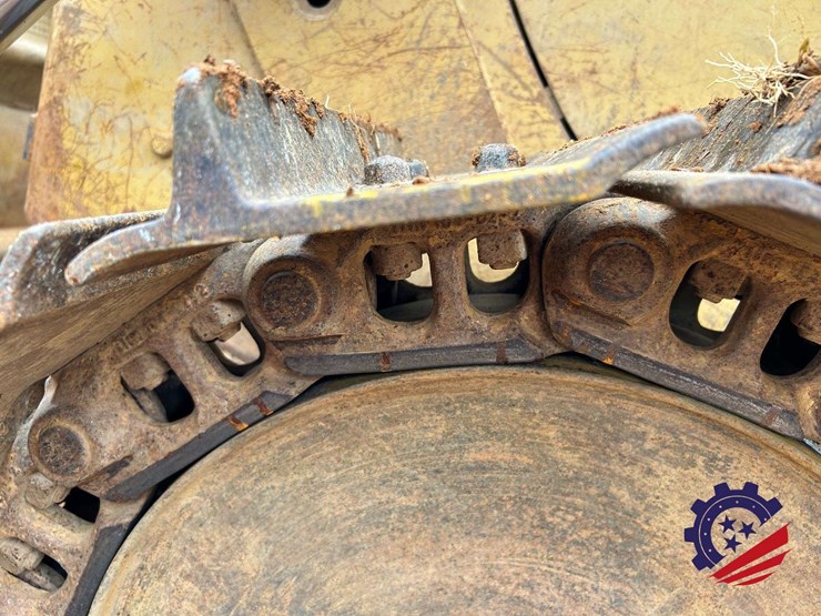 caterpillar-d4d-image-19