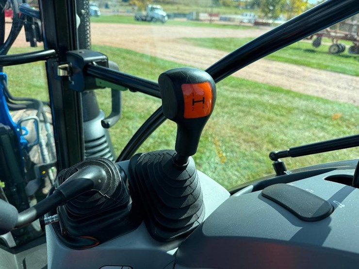 new-holland-t4.110-image-62