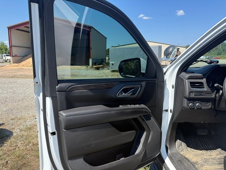 2021-chevrolet-tahoe-image-51
