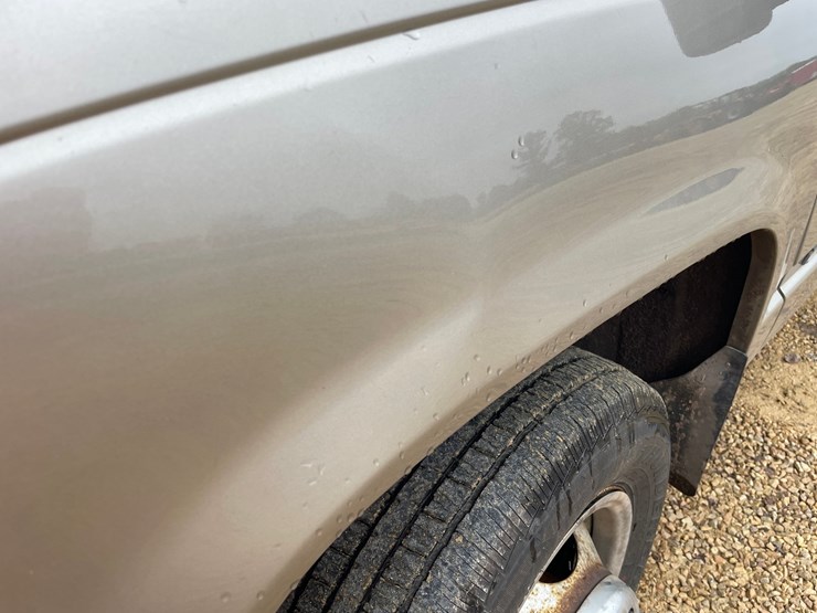 2000-chevrolet-silverado-3500-image-41