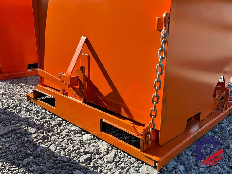 2.0-cy.-self-dumping-hopper-image-8