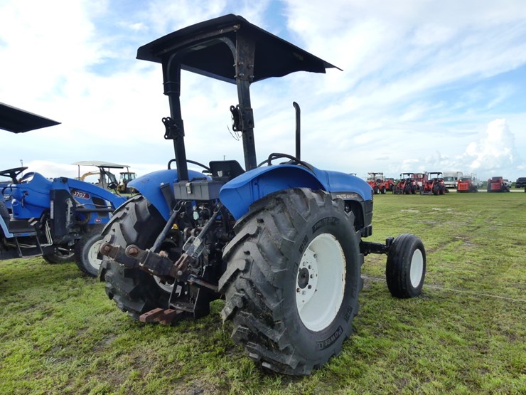 new-holland-tn75-image-3