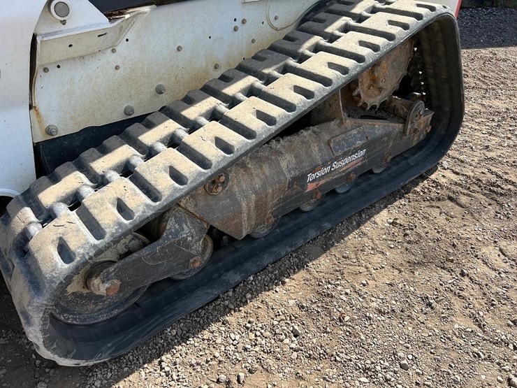 2018-bobcat-t870-image-14