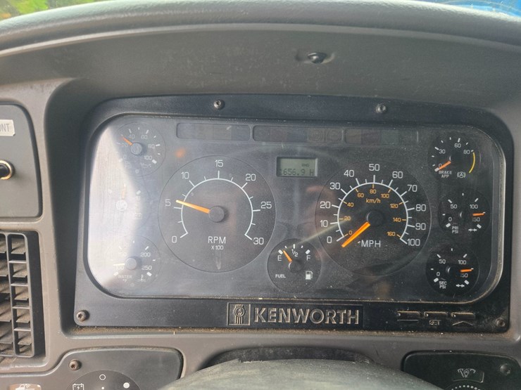 1998-kenworth-t2000-image-59