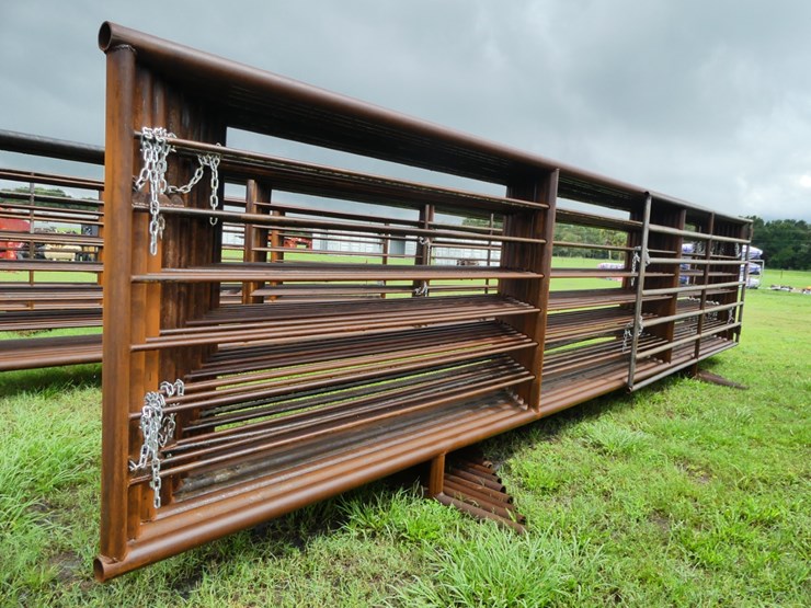 (10)-24'-free-standing-panels-image-2