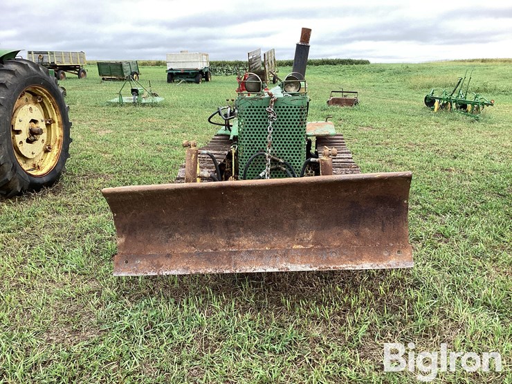 1958-john-deere-420-image-2