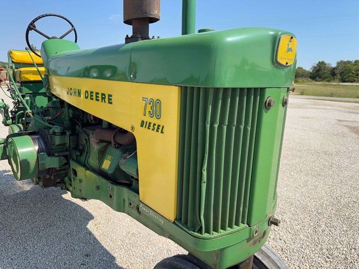 john-deere-730-image-10