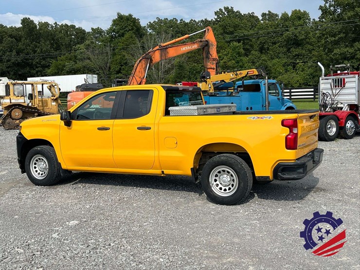 2019-chevrolet-silverado-1500-image-3