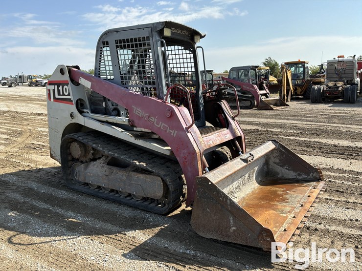 2014-takeuchi-tl10-image-3