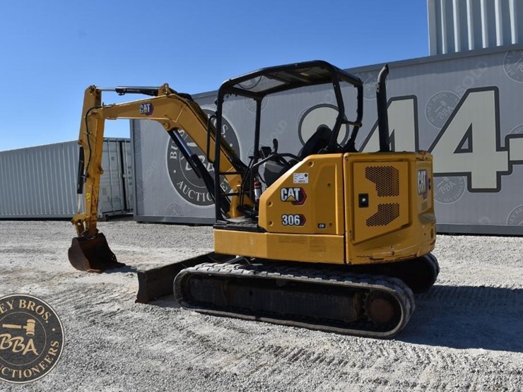 2021-caterpillar-306cr-image-18