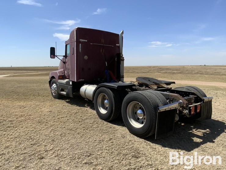 2000-kenworth-t600-image-7