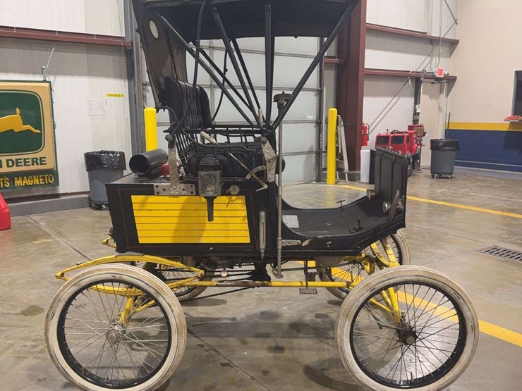 1899-stanley-steamer-locomobile-image-2
