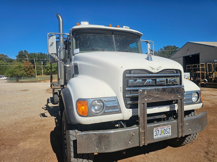 2007-mack-cl713-image-26