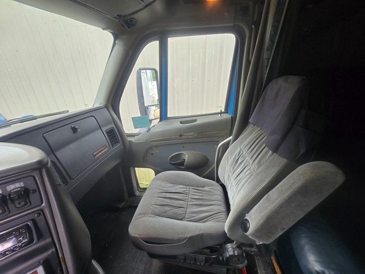 1998-kenworth-t2000-image-50
