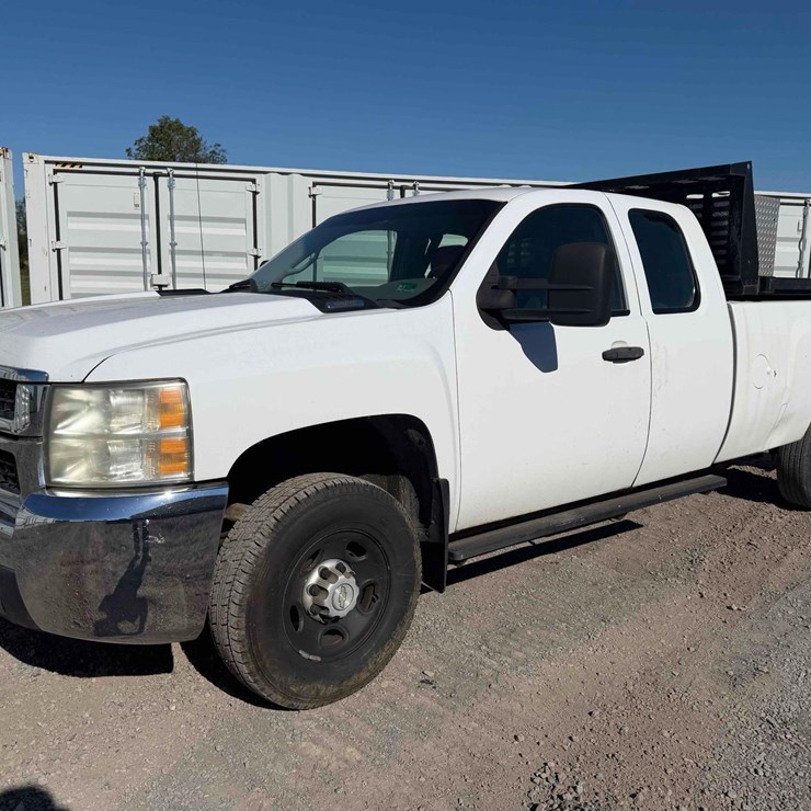 2008 Chevy Silverado Pick Up Truck