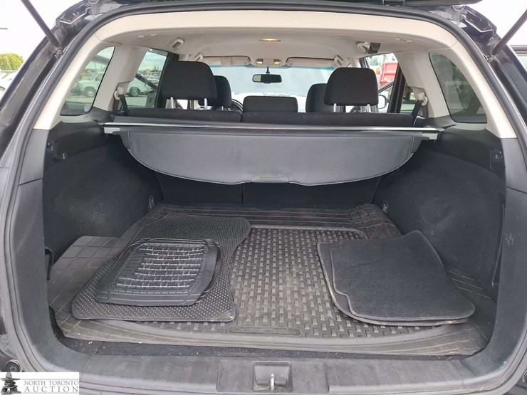 2014-subaru-outback-image-19