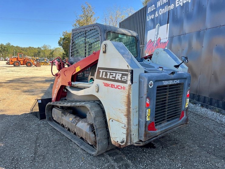 2022-takeuchi-tl12r2-image-4