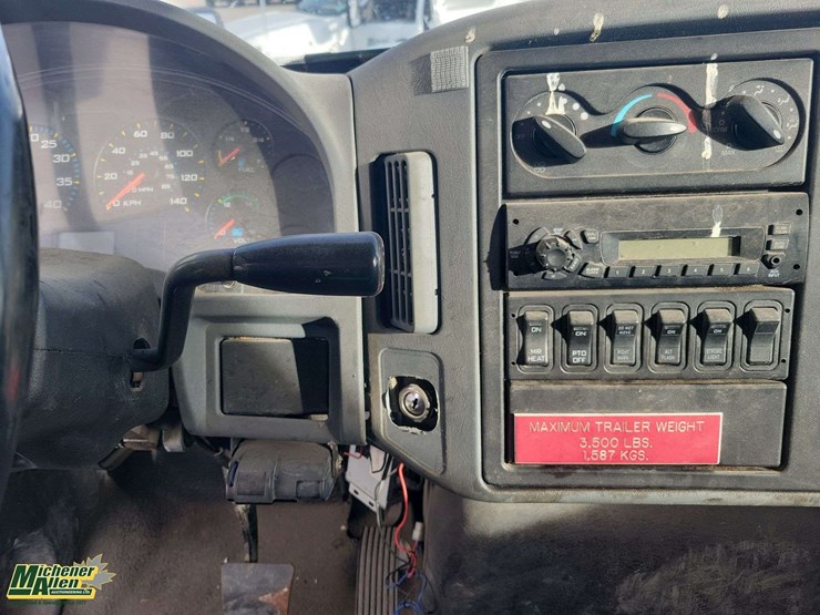 2007-international-durastar-4200-image-20