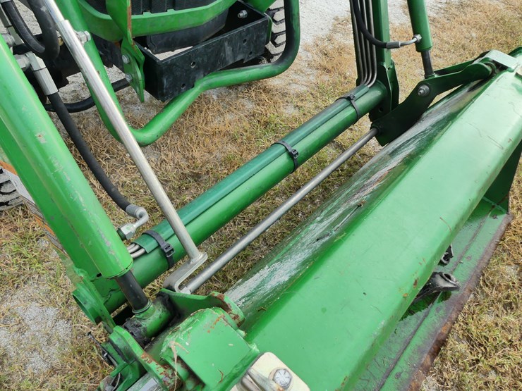 john-deere-1025r-image-17