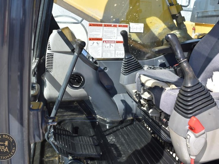 2019-komatsu-pc490-lc-11-image-55