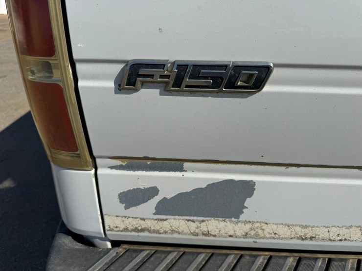 2010-ford-f150-image-19