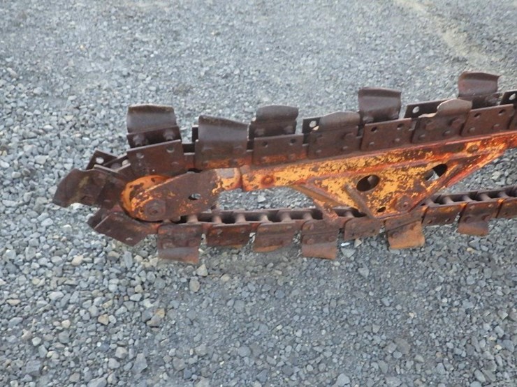 ditch-witch-r30-image-17