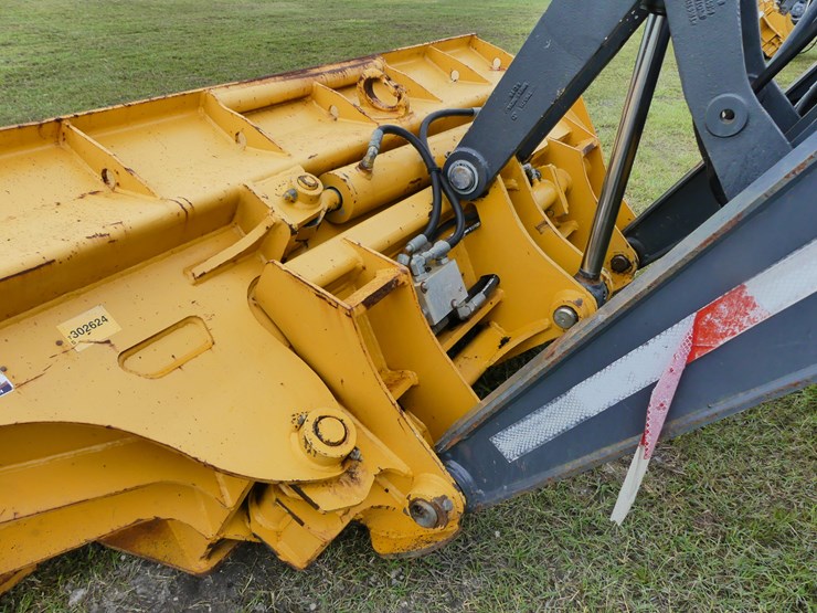 deere-310sl-image-17