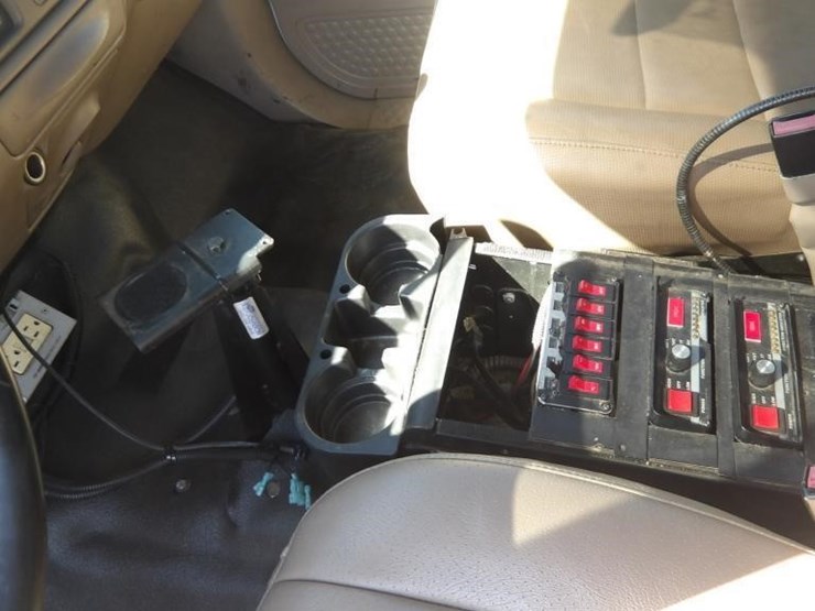 2004-ford-f450-image-26