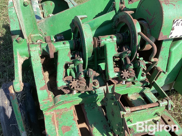 john-deere-14t-image-9