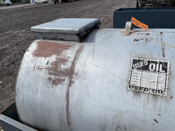 #4664-•-oil-tank-in-containment-bin-image-16