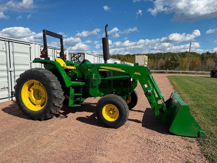 john-deere-6403-image-2