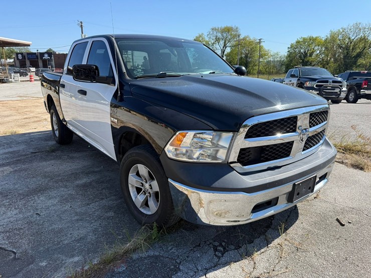 2017-dodge-1500-image-2