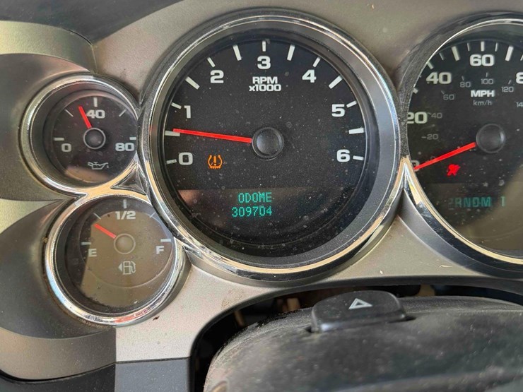 2008-chevy-silverado-pick-up-truck-image-18