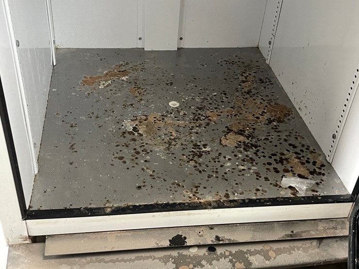 #4673-•-true-commercial-fridge-image-18
