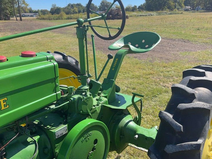 john-deere-h-image-27
