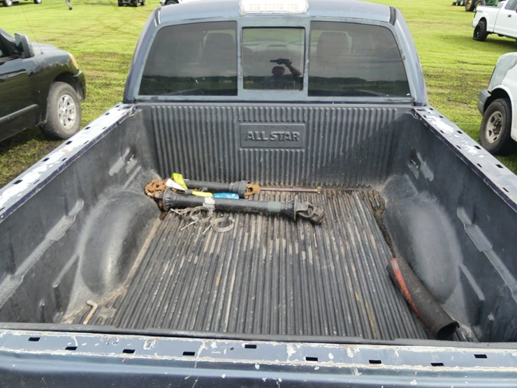 2004-ford-f150-xlt-image-5